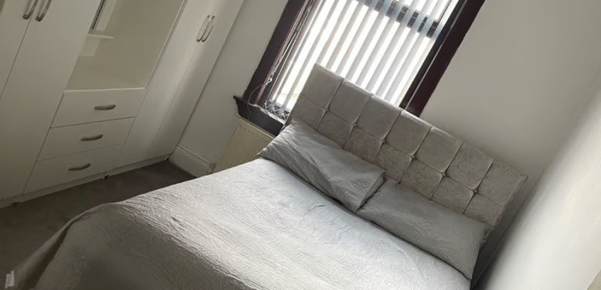 Spacious Rooms Available in a 5-Bedroom House – B11 4DT (Birmingham)