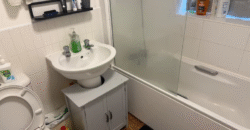 Spacious double room is available for Rent in a 3-bedroom House – Drake Avenue, Wythenshawe, Manchester, M22 1BT