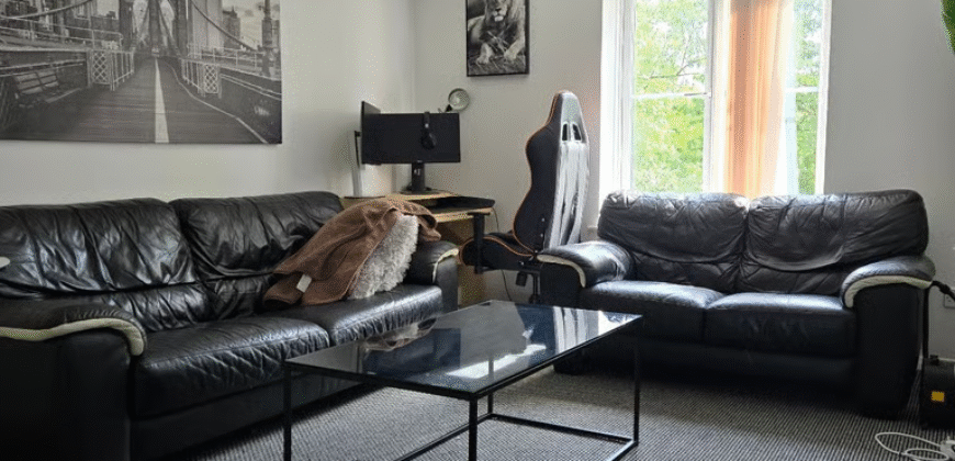 Fully Furnished 2-Bedroom Flat – CV1 4RD – £1,200 PCM