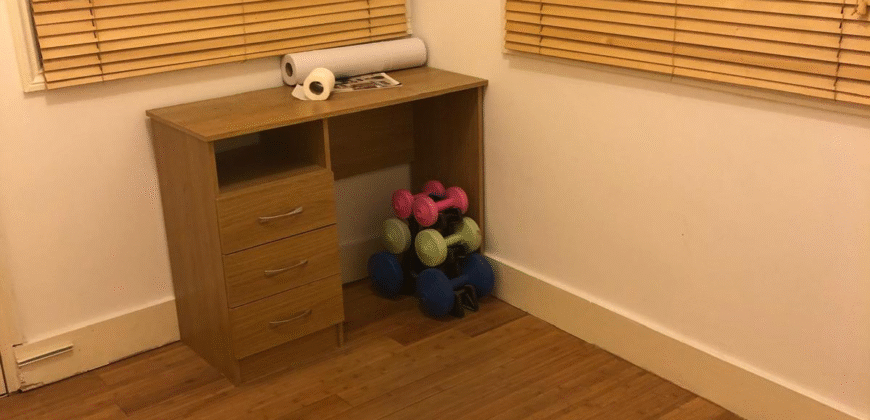 Spacious Double Room is available for Rent in a 3-bedroom House – Cranbrook Road, Ilford, IG1 4UH