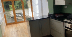 3-Bedroom Flat Available – SW4 0LY £3,500 per month