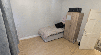 Double room is available for Rent in a 3-bedroom House – Boundary Road, Leicester, LE2 7PE