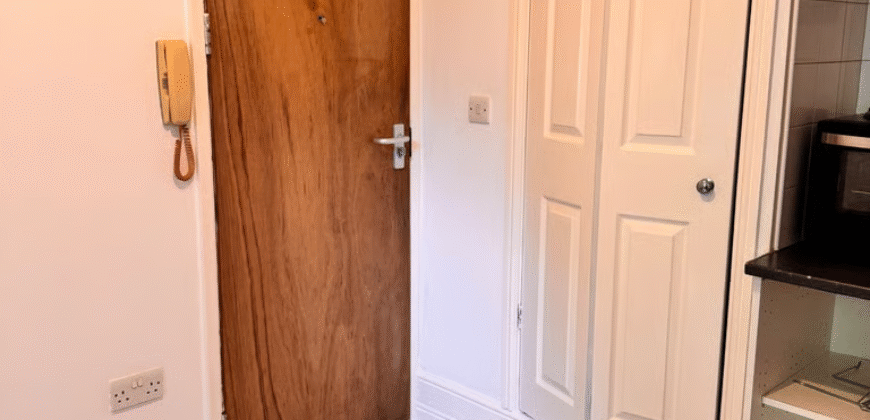 Studio Room is available for Rent in – Milton Road, Belvedere, DA17 5BA