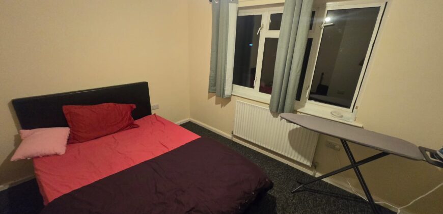 Double Room Available – Naseby Close, Peterborough, PE3 7DJ