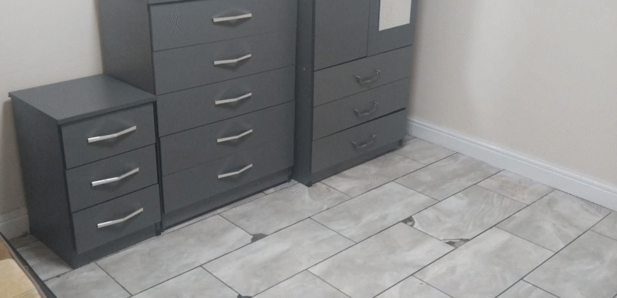 3-Bedroom Flat is available for Rent in Blackburn Road, Bolton, BL1 7AJ
