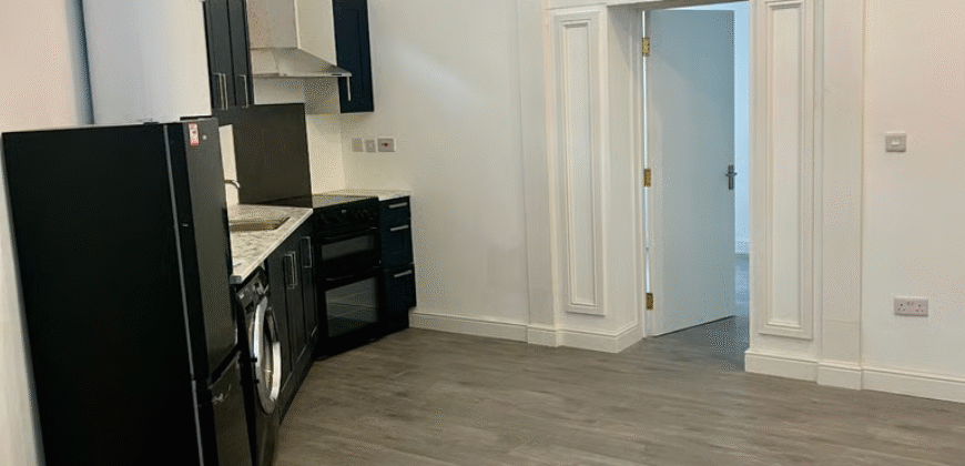 One-Bedroom Flat Available – HU1 3EF  £850 pcm