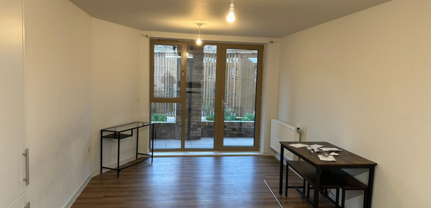 Master Double room is available for Rent in a 2-bedroom Flat – Sheldon Street, Croydon, CR0 1SS