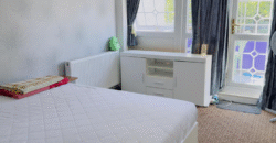 Double Room with Private Balcony – CR4 1XB | £900 PCM – All Bills Included