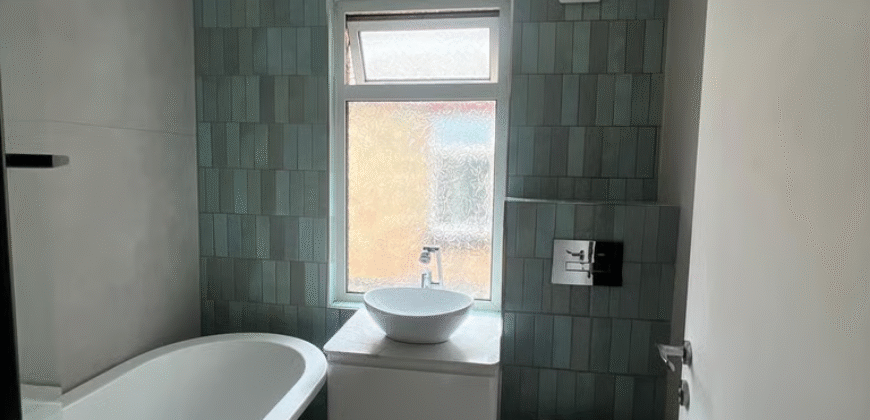 2-Bedroom Flat Available – HA1 1QA £2,000 per month