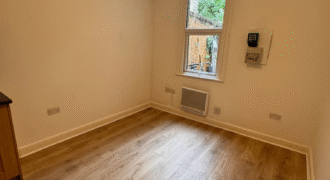 Studio Room is available for Rent in – Milton Road, Belvedere, DA17 5BA
