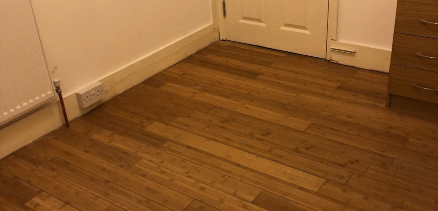 Spacious Double Room is available for Rent in a 3-bedroom House – Cranbrook Road, Ilford, IG1 4UH