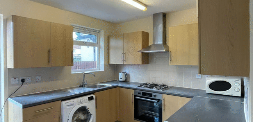 Three-Bedroom House to Rent – SW16 5HE £2,500 per month