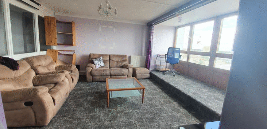 2-Bedroom Flat Available – TW13 4DN