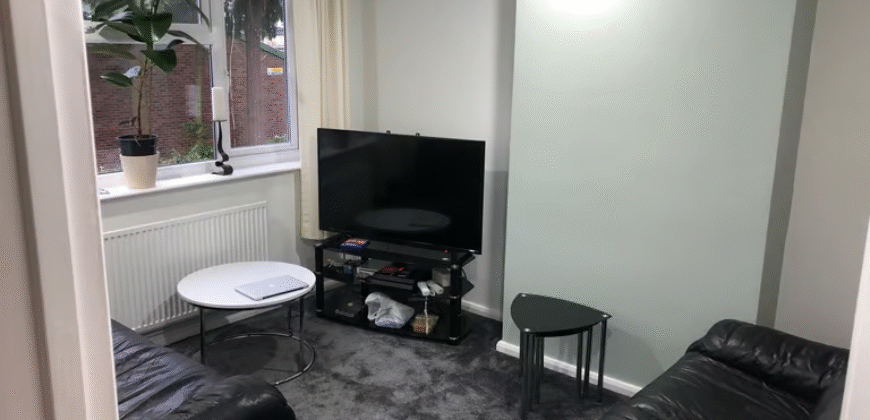 1-Bedroom Flat Available – LU3 1AH | £950 PCM | Fully Furnished