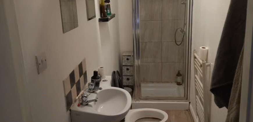 1-Bedroom Flat – Chapel Street, Ripley, DE5 3DL £600 PCM