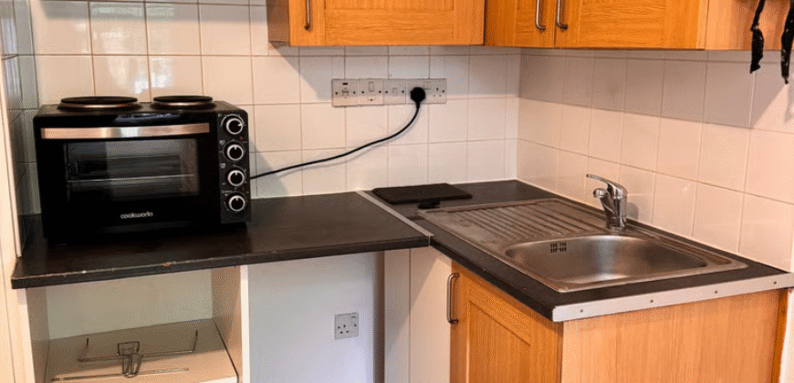Studio Room is available for Rent in – Milton Road, Belvedere, DA17 5BA