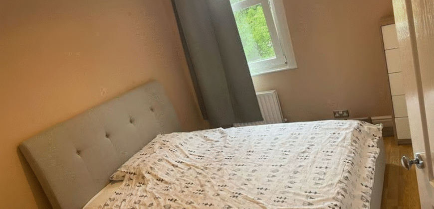 Double Room Available – Dalmally Road, Croydon CR0 6LT