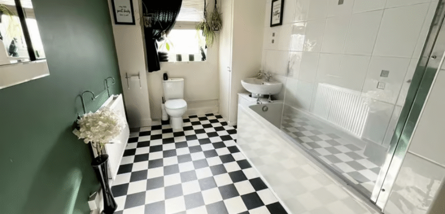 Double room is available for Rent in a 3-bedroom House – Boundary Road, Leicester, LE2 7PE