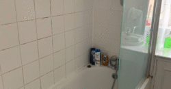 En-Suite Room is available for Rent in a 3-bedroom Flat – Lancaster Court, Darlan Road, London, SW6 5TH