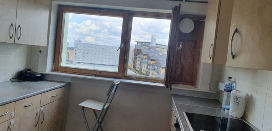 2-Bedroom Flat Available – TW13 4DN