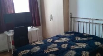 Double Room for Rent – IG3 9XH | All Bills Included | Couples or Singles Welcome