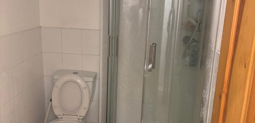 Rooms Available in Spacious 5-Bedroom House – NP20 1LZ