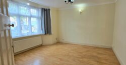 1-Bedroom Flat to Rent – IG2 7RR – £1,400 PCM