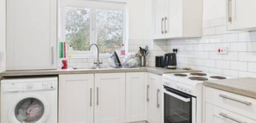 One-Bedroom Flat Available in NN5 6JT £1,250