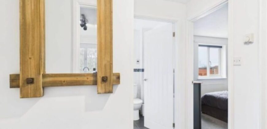 One-Bedroom Flat Available in NN5 6JT £1,250