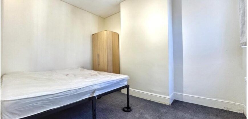 Four-Bedroom House Available in BS16 4QR £2,200 per month