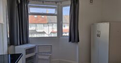 Studio Room to Rent – CR4 2LW  £1,400 per month