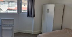 Studio Room to Rent – CR4 2LW  £1,400 per month