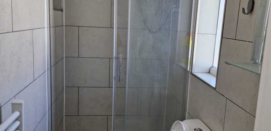 Studio Room to Rent – CR4 2LW  £1,400 per month