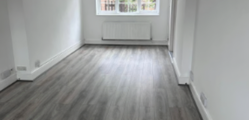 🏡 Spacious 4-Bedroom House for Rent – ME2 2HP | £2,300 PCM