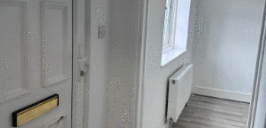 🏡 Spacious 4-Bedroom House for Rent – ME2 2HP | £2,300 PCM