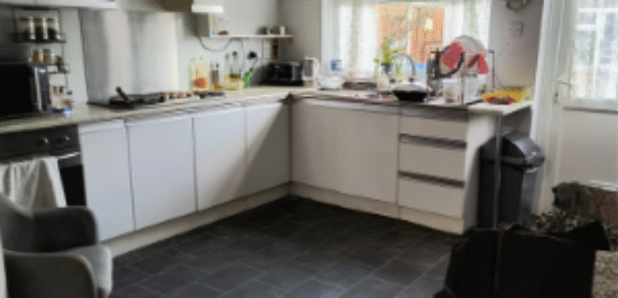 Ensuite Double Room for Rent – Aldborough Road South, Ilford IG3 8EZ