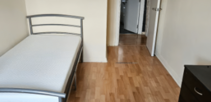 🏠 Double Room for Rent – TW5 9RJ – £750/month (Bills Included)