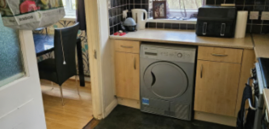 🏠 Double Room for Rent – TW5 9RJ – £750/month (Bills Included)