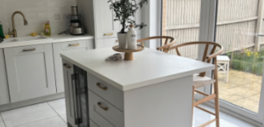 🏠 2 Double Rooms Available | ME2 2ZE | Bills Included