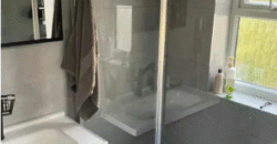 🏡 Spacious Double Room Available in 5-Bedroom House – With Private Bathroom