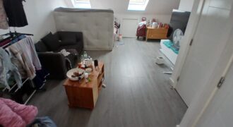 Ensuite Room to Rent – CR4 2ES £1,400 per month