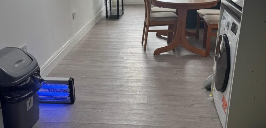 Ensuite Room to Rent – CR4 2ES £1,400 per month