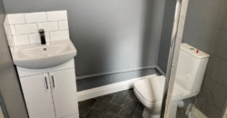 3 Fully Furnished En-Suite Double Rooms – All Bills Included – Great Bridge, Tipton (DY4 7HA) 3 Fully Furnished En-Suite Double Rooms – All Bills Included – Great Bridge, Tipton (DY4 7HA)